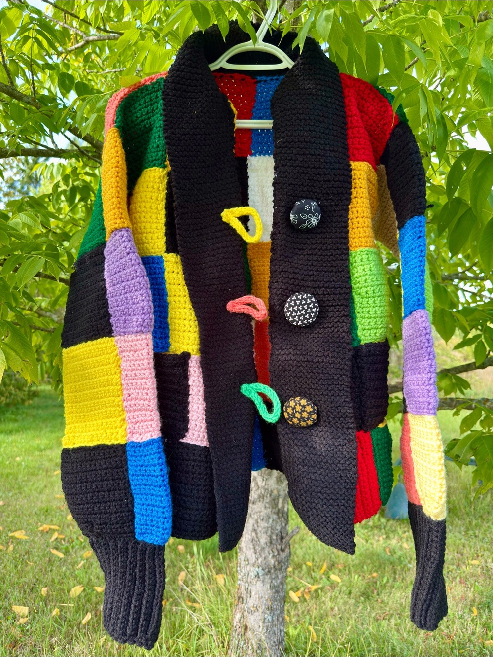 Colorblock Crochet Cardigan Sweater with Black Shawl Collar